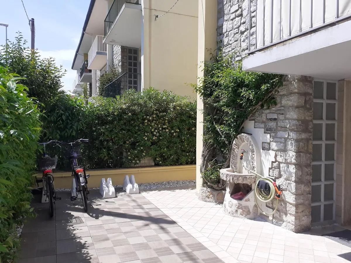 Apartment Minzoni94 - Twobedroom+Garden Lido di Camaiore