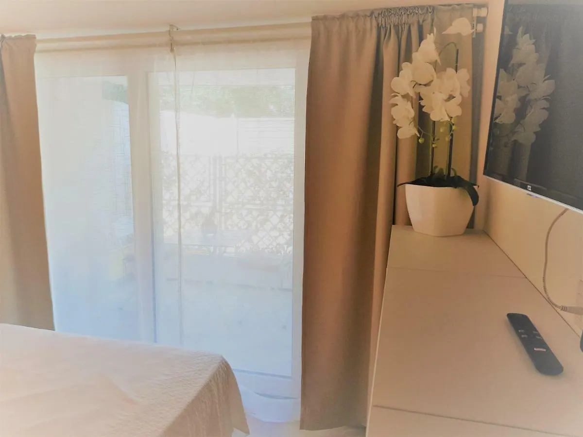 Minzoni94 - Twobedroom+Garden Lido di Camaiore Apartment