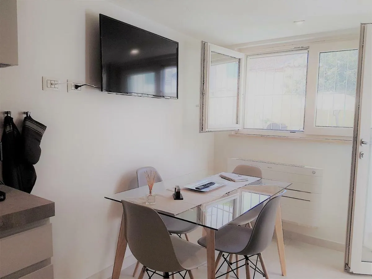 Minzoni94 - Twobedroom+Garden Lido di Camaiore